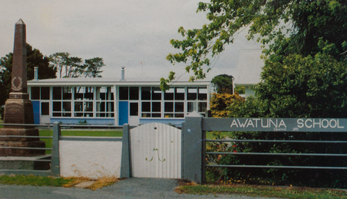 Awatuna School